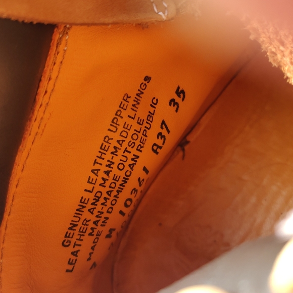 Women's Premium Timberland 6" Leather Waterproof Boot Size 7 - Picture 4 of 7